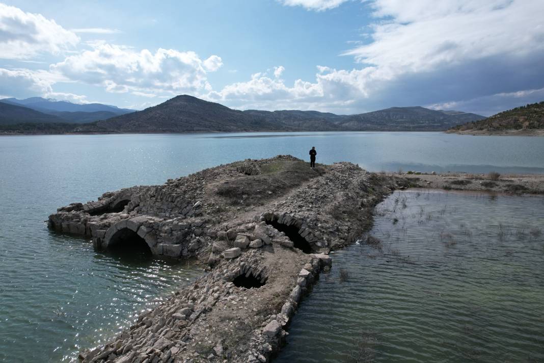 Konya'da Altınapa Hanı’nın bir kısmı yıllar sonra  tekrardan sular altında kaldı 1